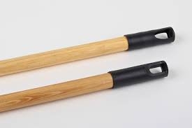 Partvis nyél fa 120cm lakkozott olasz